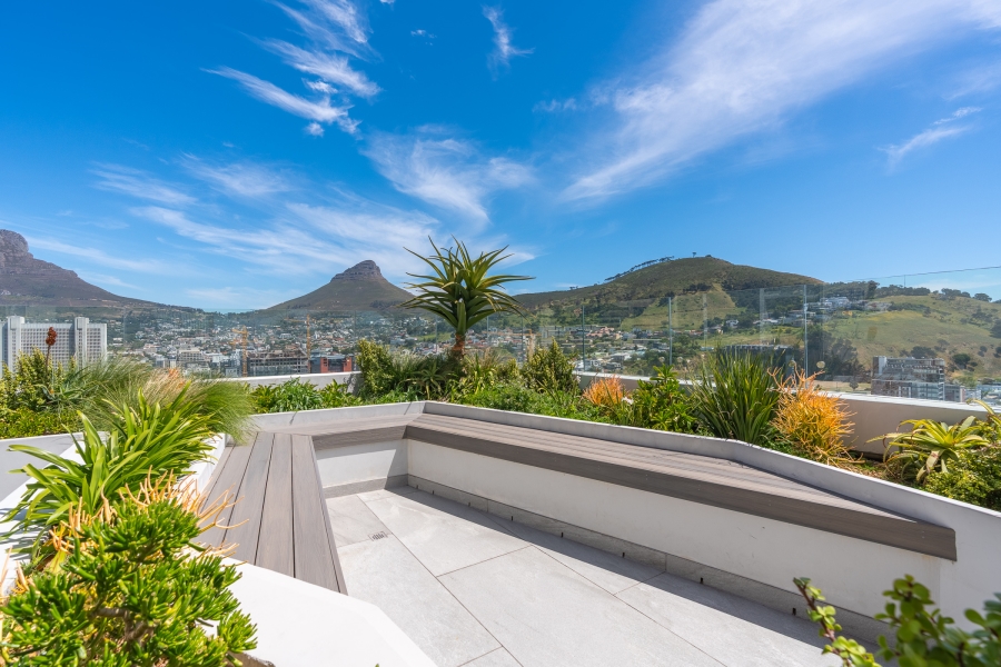 2 Bedroom Property for Sale in Cape Town City Centre Western Cape